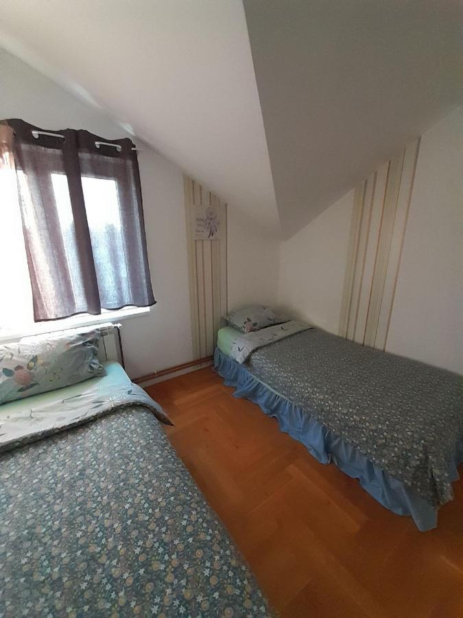 Apartment Ken Surčin Dış mekan fotoğraf