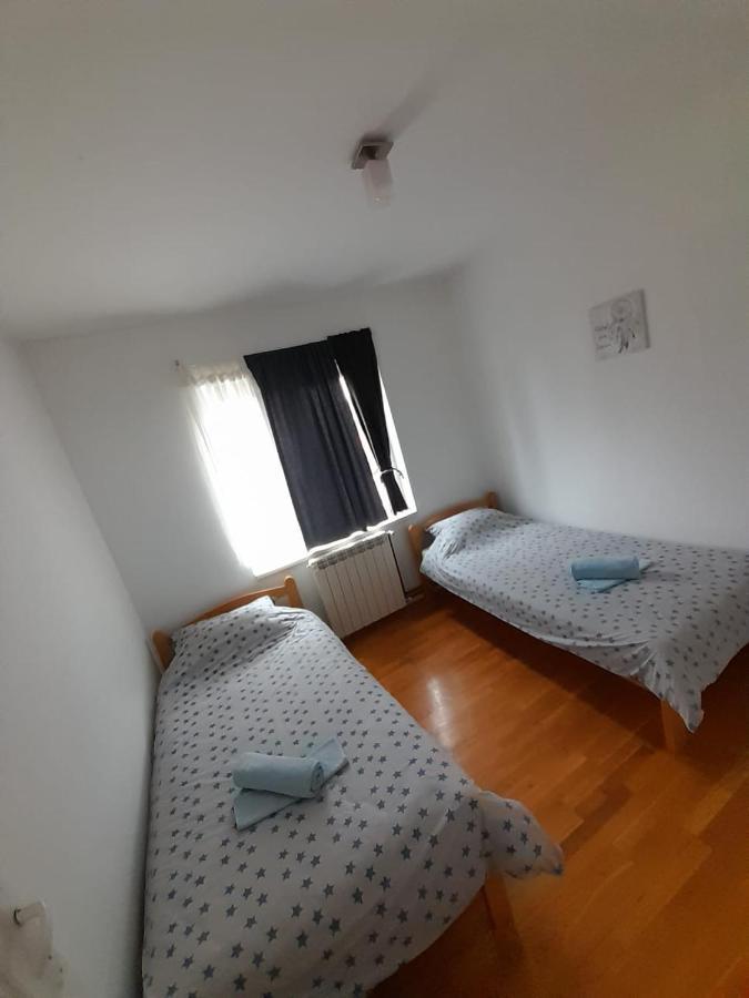 Apartment Ken Surčin Dış mekan fotoğraf